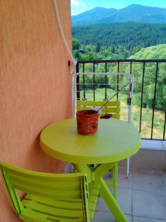 M&M Apartment เวลินกราด ภายนอก รูปภาพ